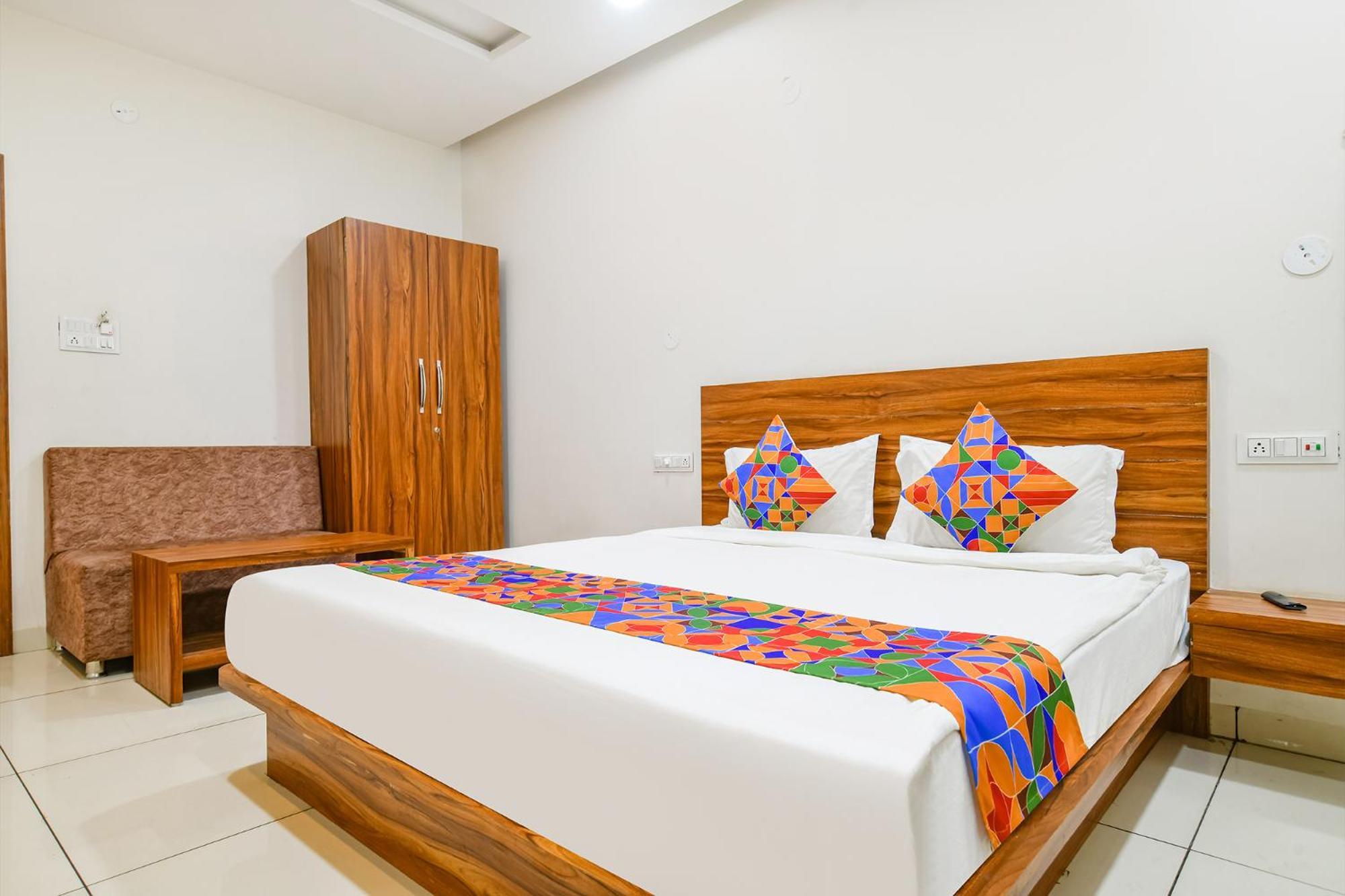 Hotel O Blue Sky Indore Exterior photo